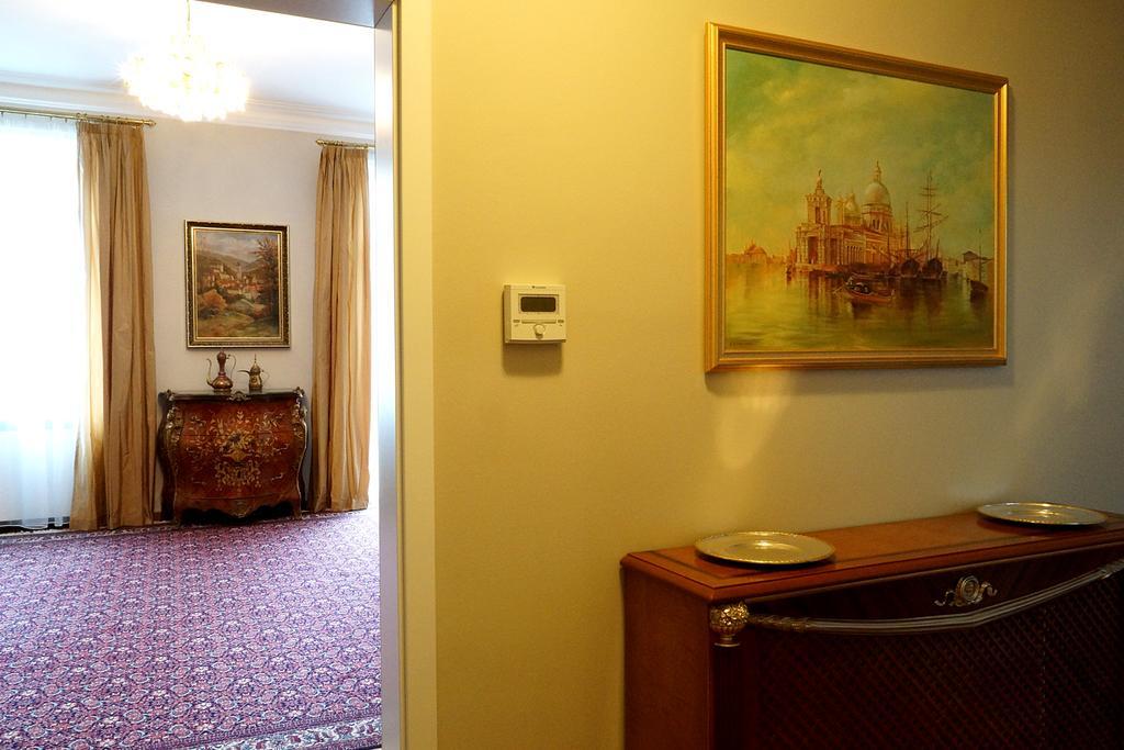 Vip Apartment An Den Thermen Baden-Baden Kültér fotó